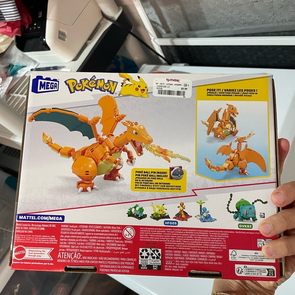 LEGO Minecraft and Pokemon Dungeon Set - Green, Blue, Black - Picture 5 of 6